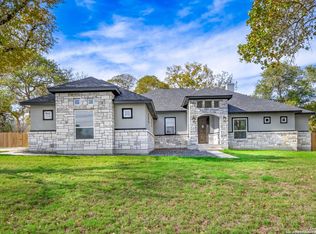 193 Timber Place, La Vernia, TX 78121