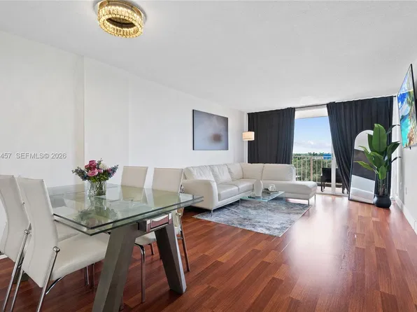 13120 SW 92nd Ave #Penthouse B-18, Miami, FL 33176