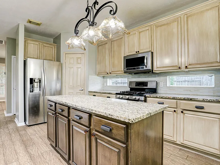 10410 Five Oaks Ct — Photo 19