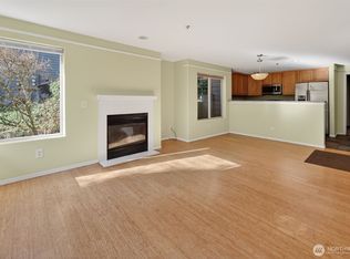 15345 Sunwood Blvd APT D104, Tukwila, WA 98188