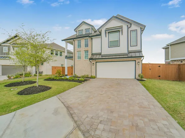 7834 Swooping Swallow Ln, Katy, TX 77493