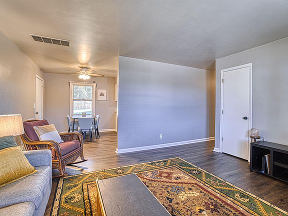4th image of 5088 Virginia Dr