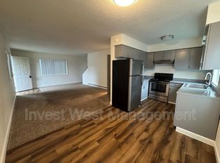 1965 33rd Ave UNIT 23, Longview, WA 98632
