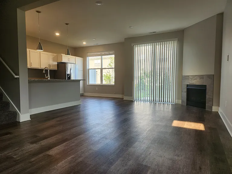 Evergreen Townhomes — Photo 2