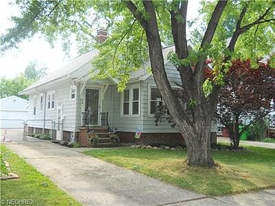 1st image of 114 E 219th St