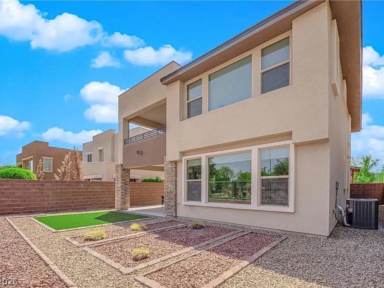 10254 Kesington Dr — Photo 45