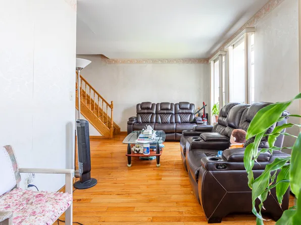 1727 East 14th Street image 14 of 31