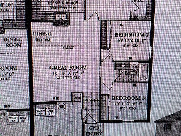 5th image of 81 Lynbrook Dr #B