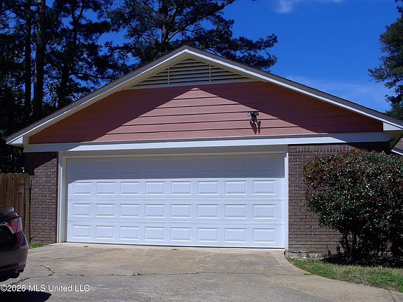3rd image of 4649 Old Lake Rd