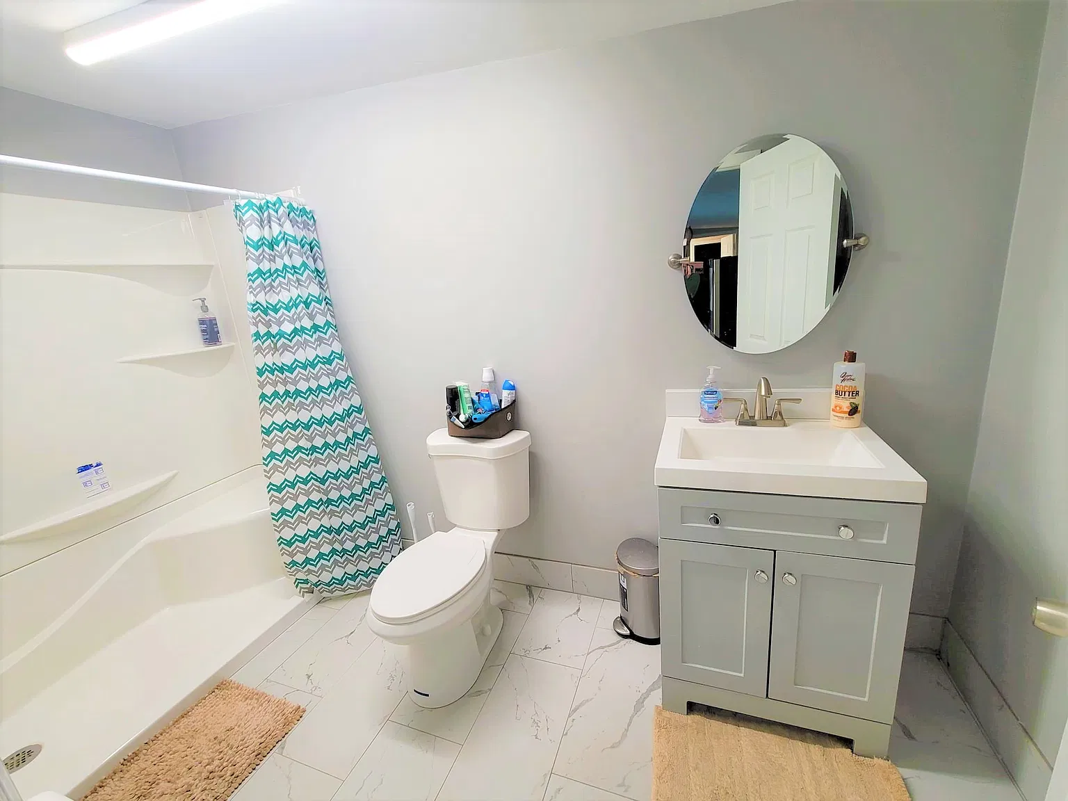 405 Monroe Pl — Photo 3