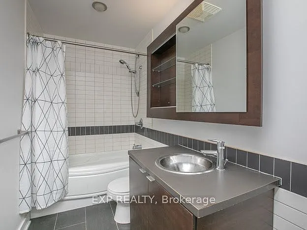 324 Laurier Ave W #1401 — Photo 3