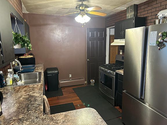 4th image of 18 Rock St