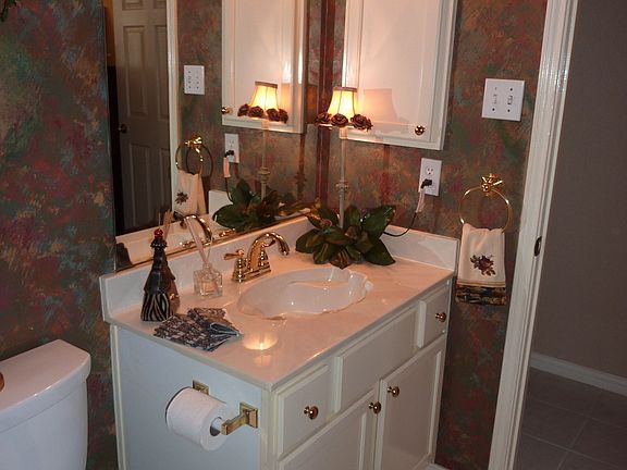 3rd image of 2316 Dampton Dr