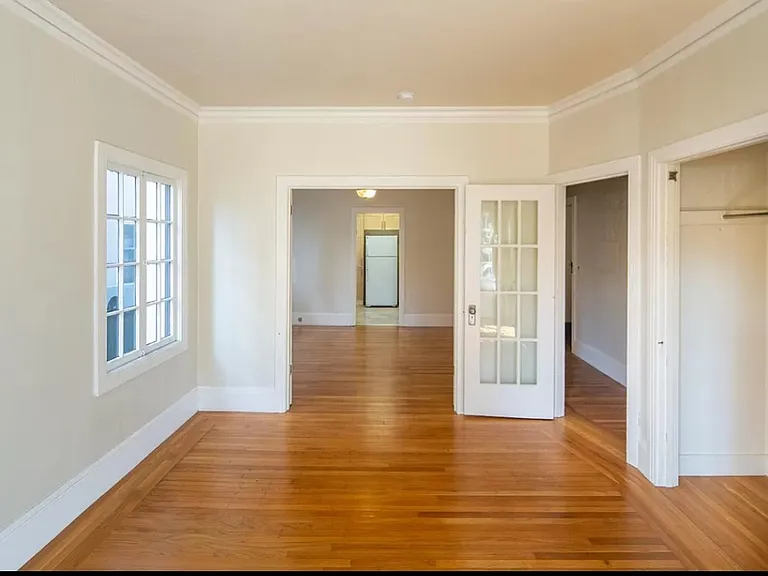2720 College Ave #2 — Photo 3