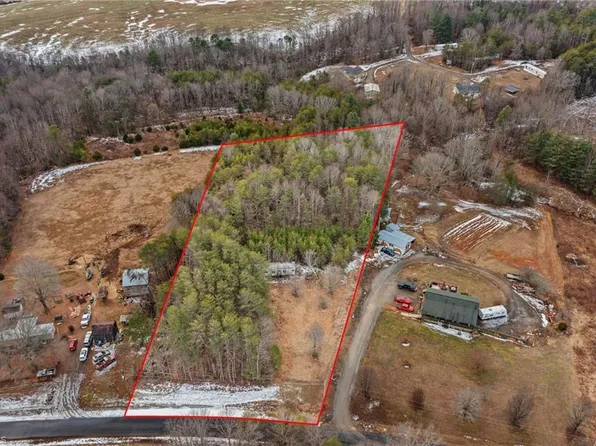 318 Wayne Marshall Rd, Elkin, NC 28621