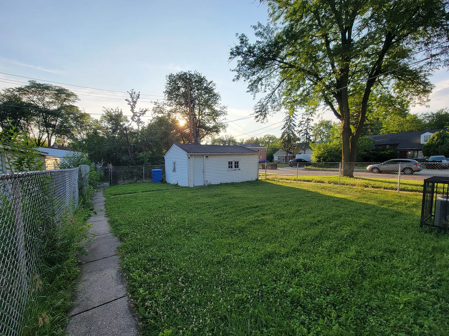 2 bed, 1584 sqft, $2,000 — Photo 4