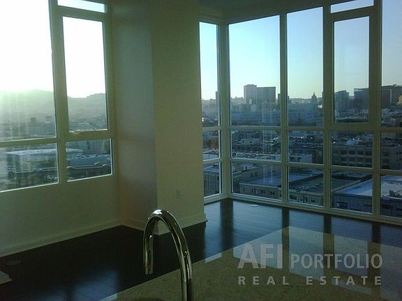 2nd image of 300 Berry St Unit 1611