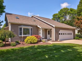 6 Rupprecht Ct, Frankenmuth, MI 48734