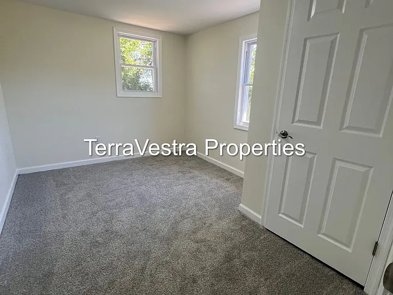 107 Lincoln Rd — Photo 11