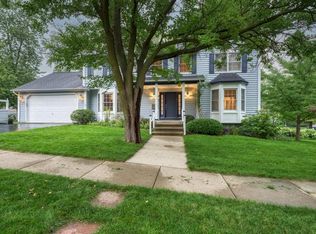 202 N Wilmette Ave, Westmont, IL