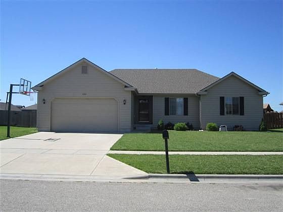 1st image of 632 Joanie Ln