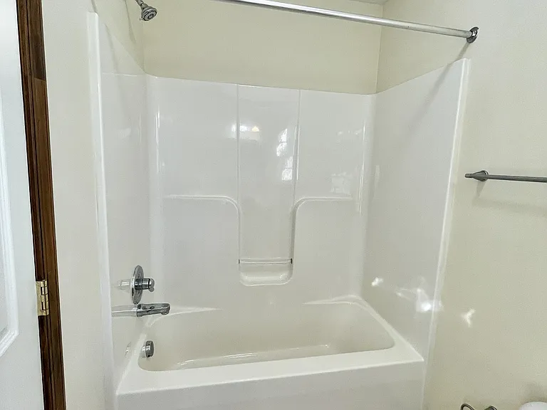 2528 Old Forest Rd #A — Photo 23