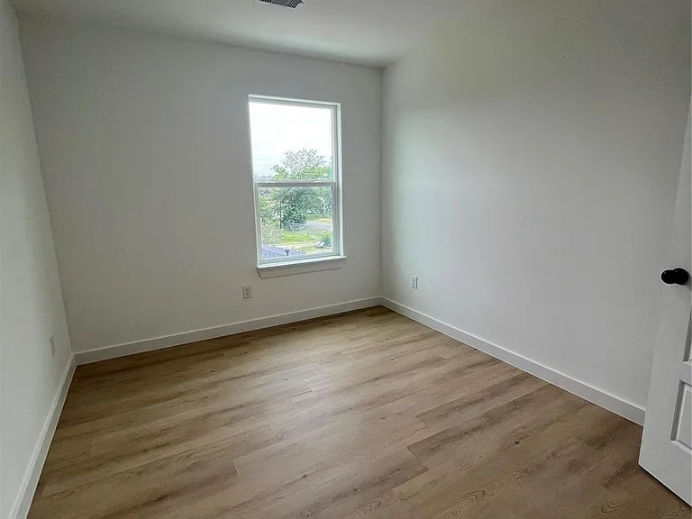 8605 Wileyvale Rd #B — Photo 14