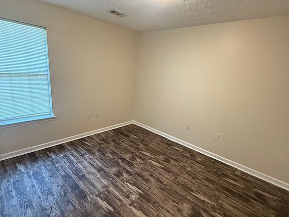4th image of 8345 Ramblin Ct