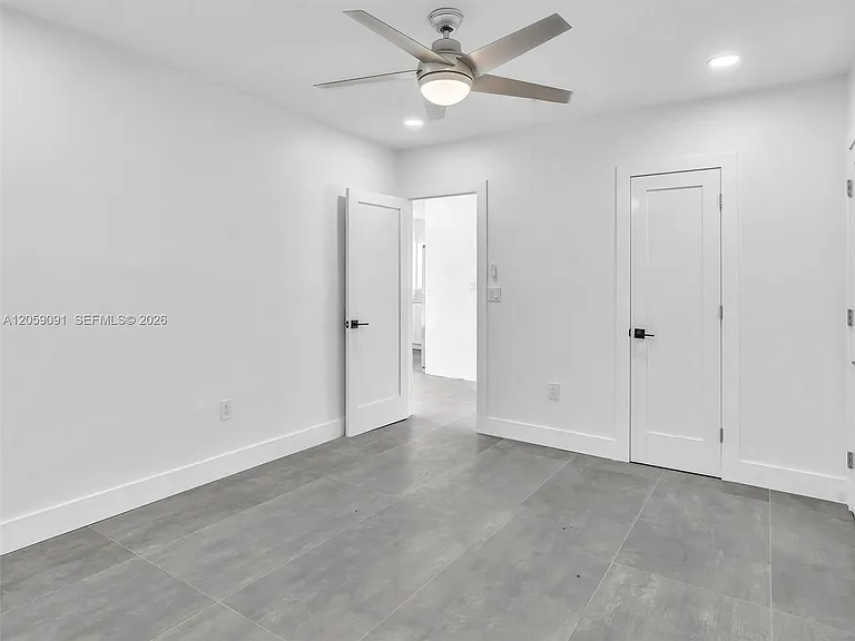 11900 N Bayshore Dr #104 — Photo 24