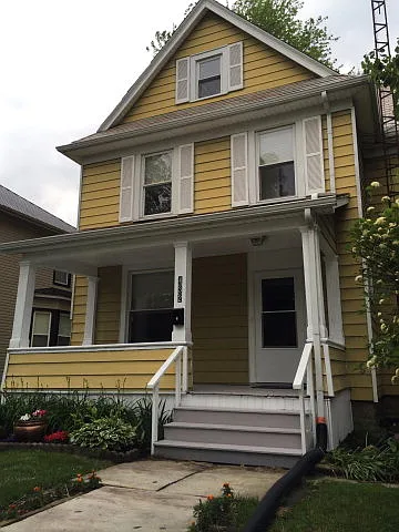 432 Woodlawn Ave photo 1