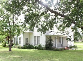400 S Somerville St, Iredell, TX 76649
