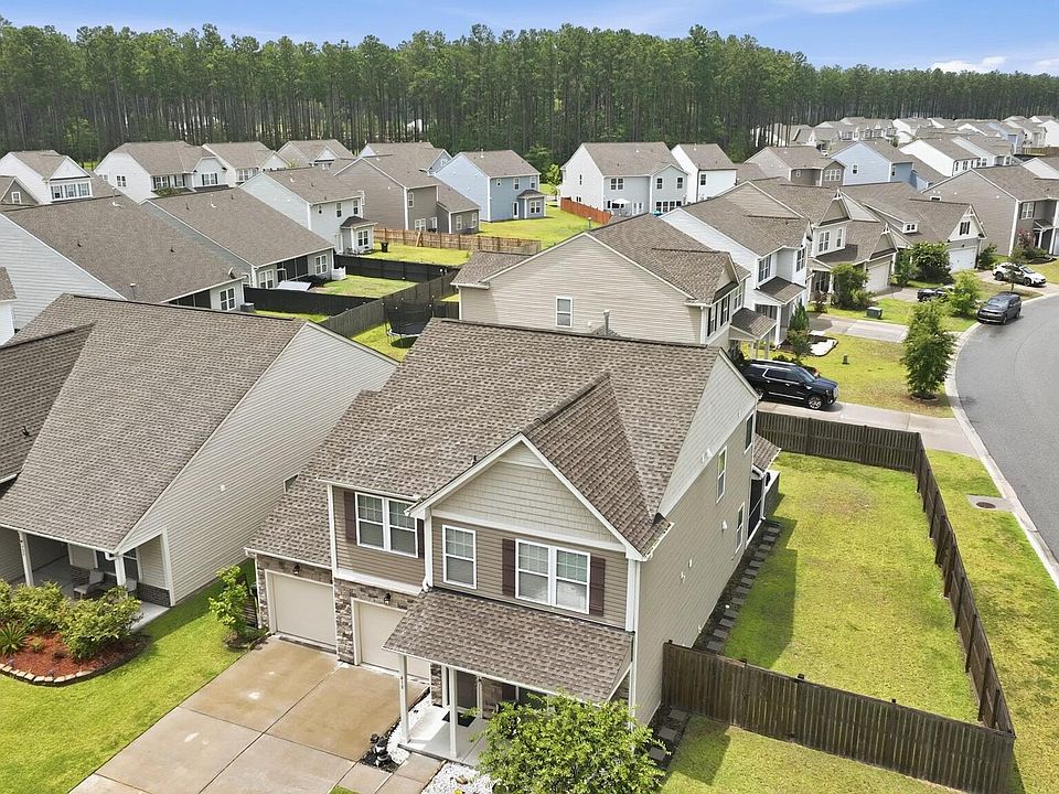 1st image of 418 Fox Sparrow Ct