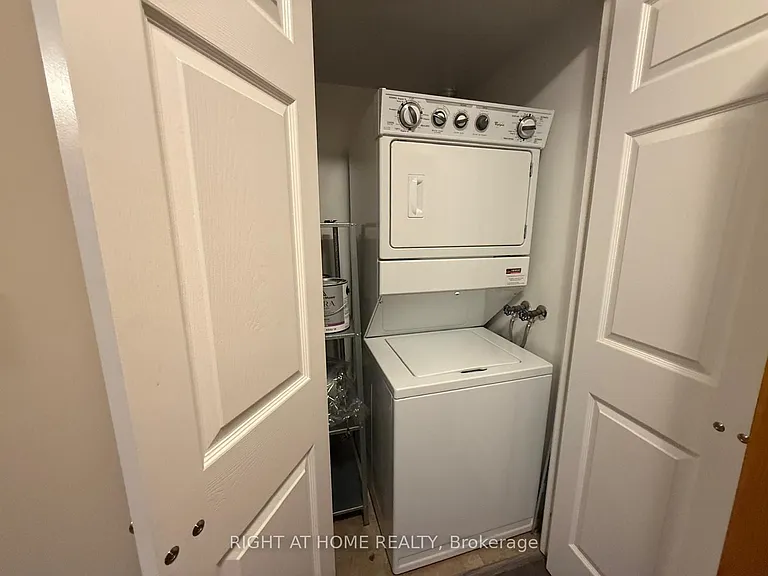 310 Burnhamthorpe Rd W #2101 — Photo 7