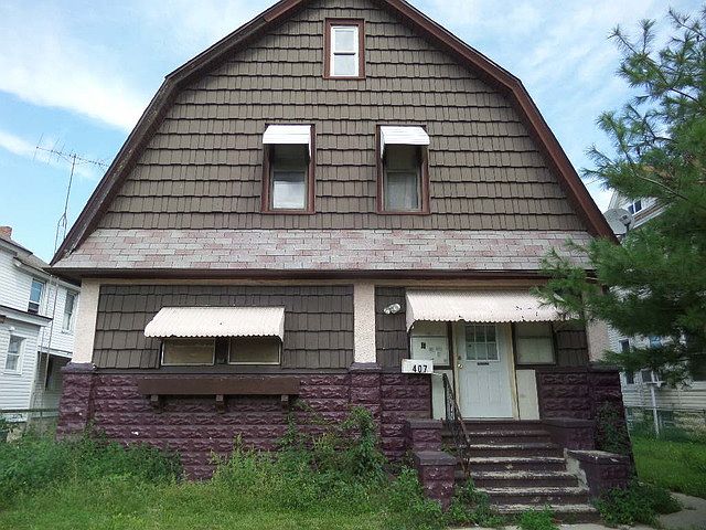 1st image of 407 E Catalpa St