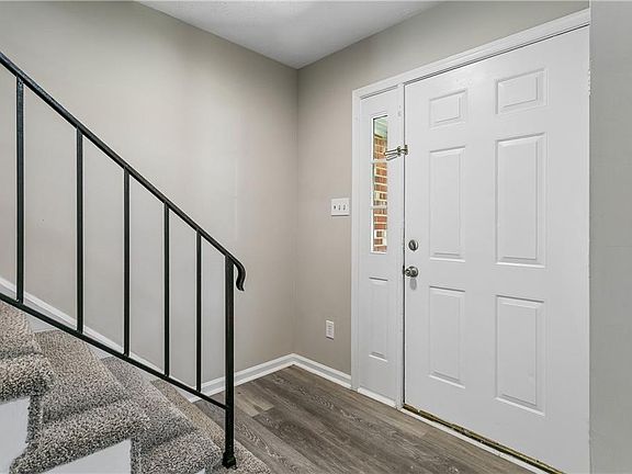 5th image of 359 Deputy Ln Unit E