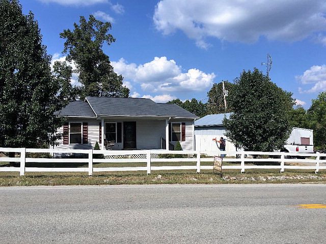 1st image of 2166 Highway 52 W