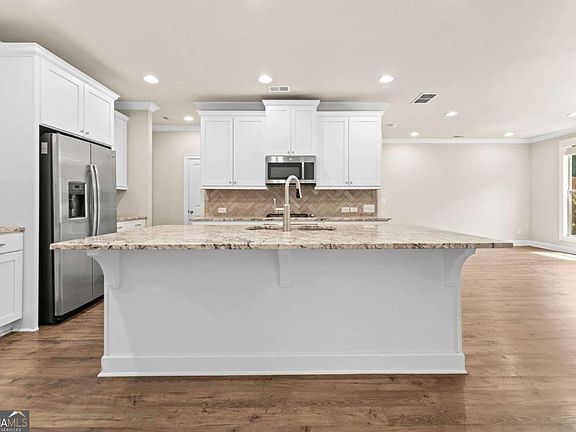 5th image of 2028 Glenview Park Cir
