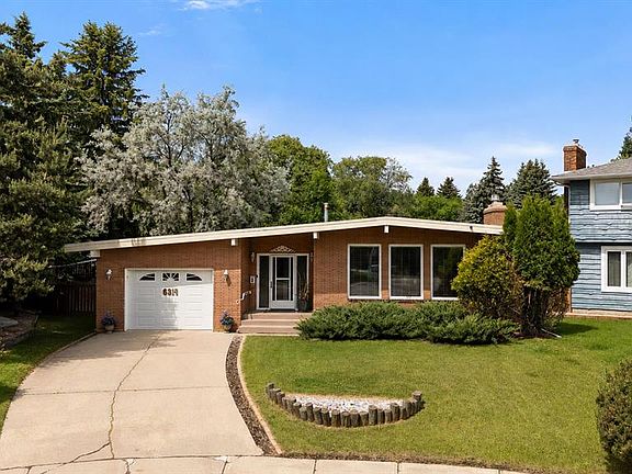2nd image of 6314 E 43a Avenue Close