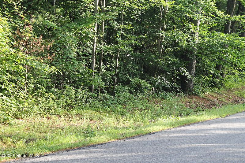 2nd image of L18 Wemple Road