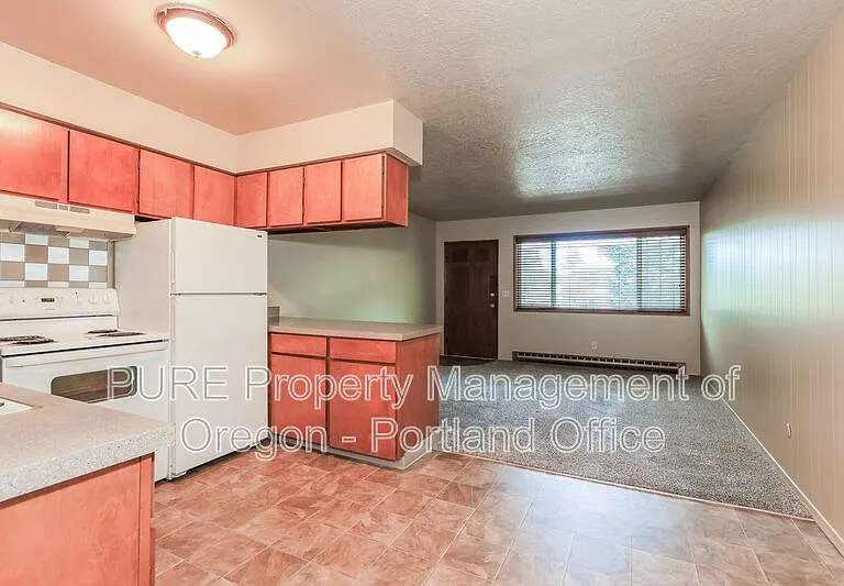 1135 SE 27th Ave — Photo 13