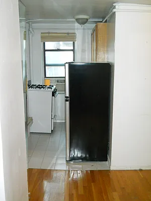 Rented by AD Real Estate Investors | media 28