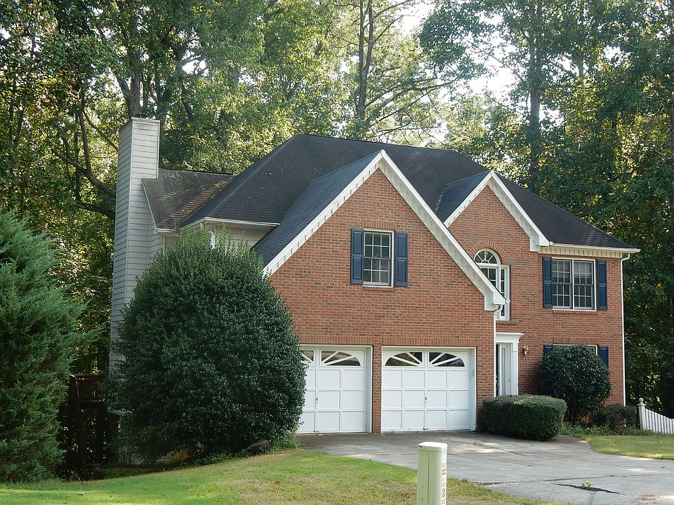 2nd image of 2033 Ursuline Way NW