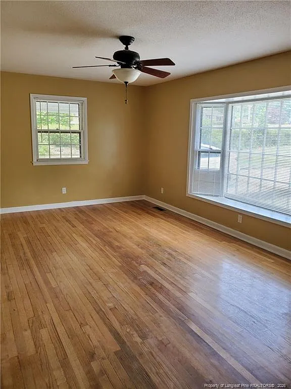 4 bed, 2.5 bath, 2132 sqft, $1,530 — Photo 3