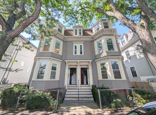 379 Windsor St APT 1, Cambridge, MA 02141