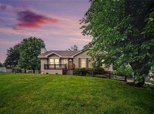 1100 NE 115th St, Kansas City, MO 64155