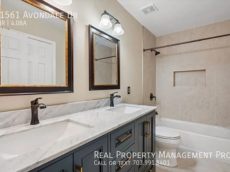 11561 Avondale Dr — Photo 25