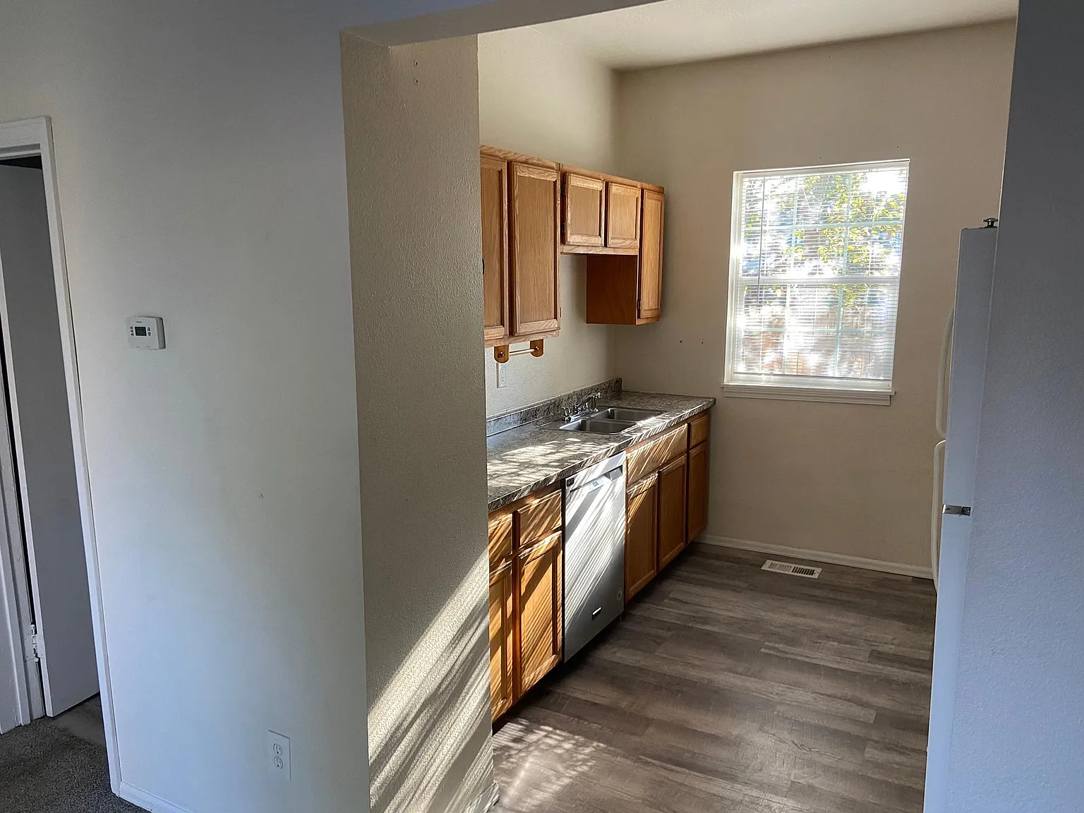 E Willamette Ave, Colorado Springs — Photo 4