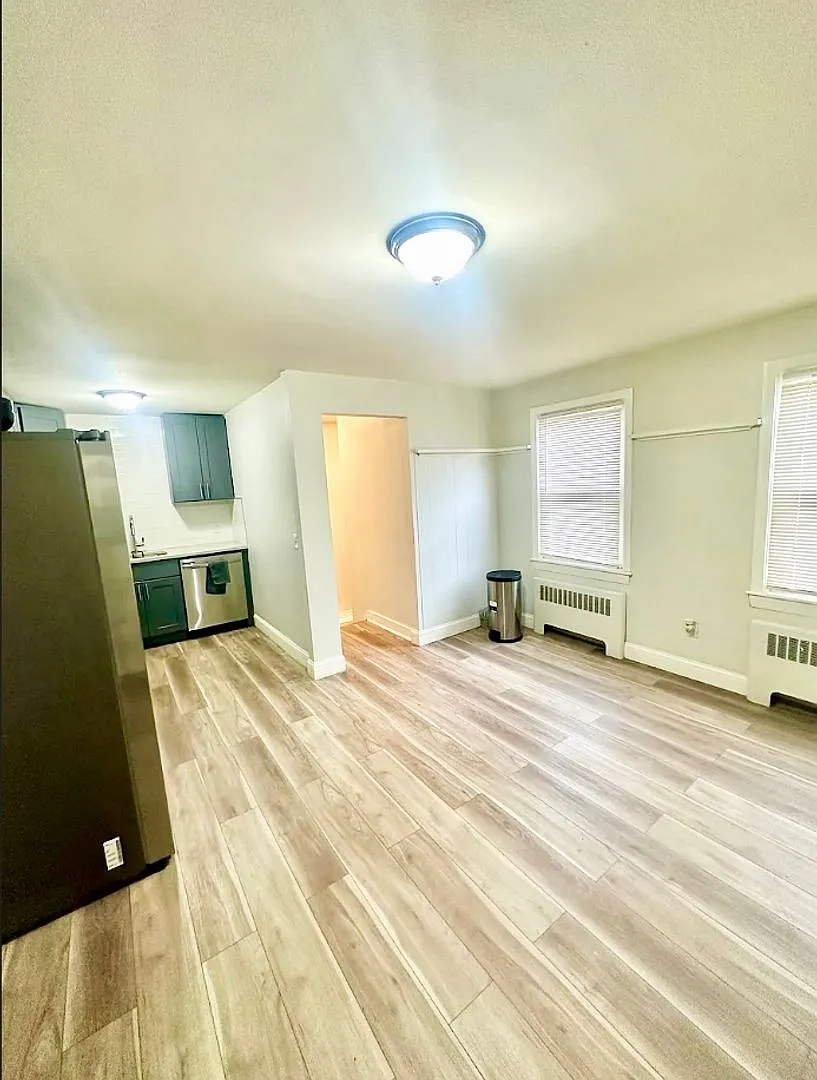 15 Joy Street — Photo 4
