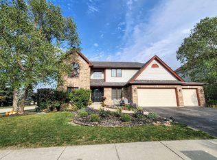 16921 Steeplechase Pkwy, Orland Park, IL 60467
