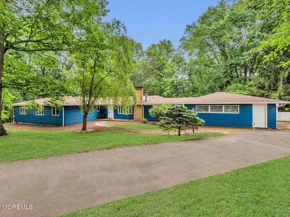 62 Reids Hill Road, Morganville, NJ 07751